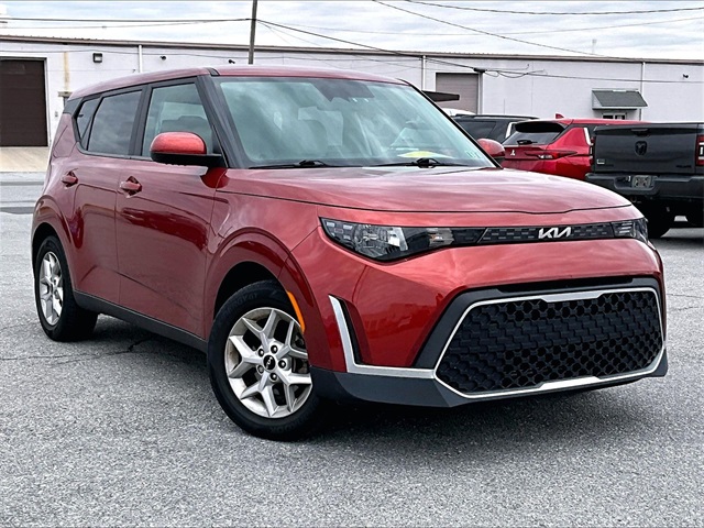 2023 Kia Soul LX