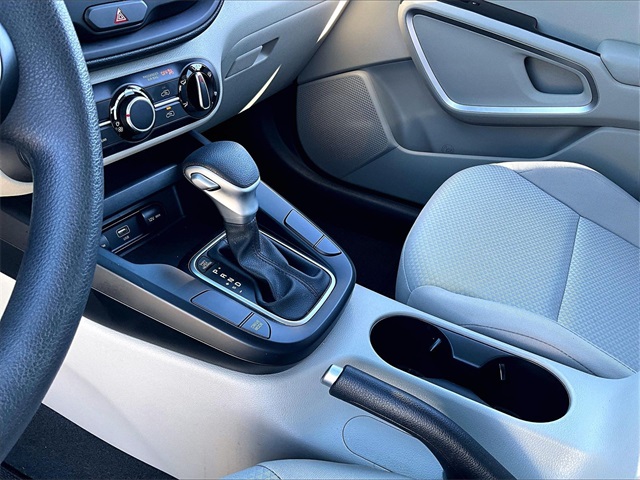 2023 Kia Soul LX - Photo 19