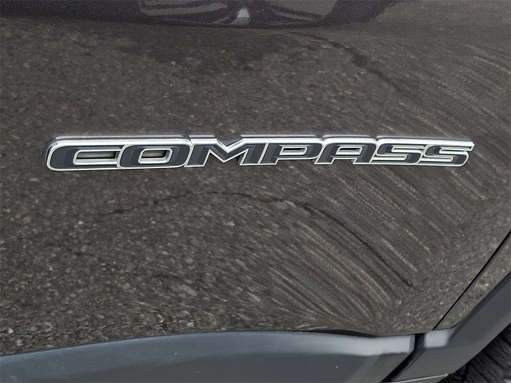 2018 Jeep Compass Latitude - Photo 28