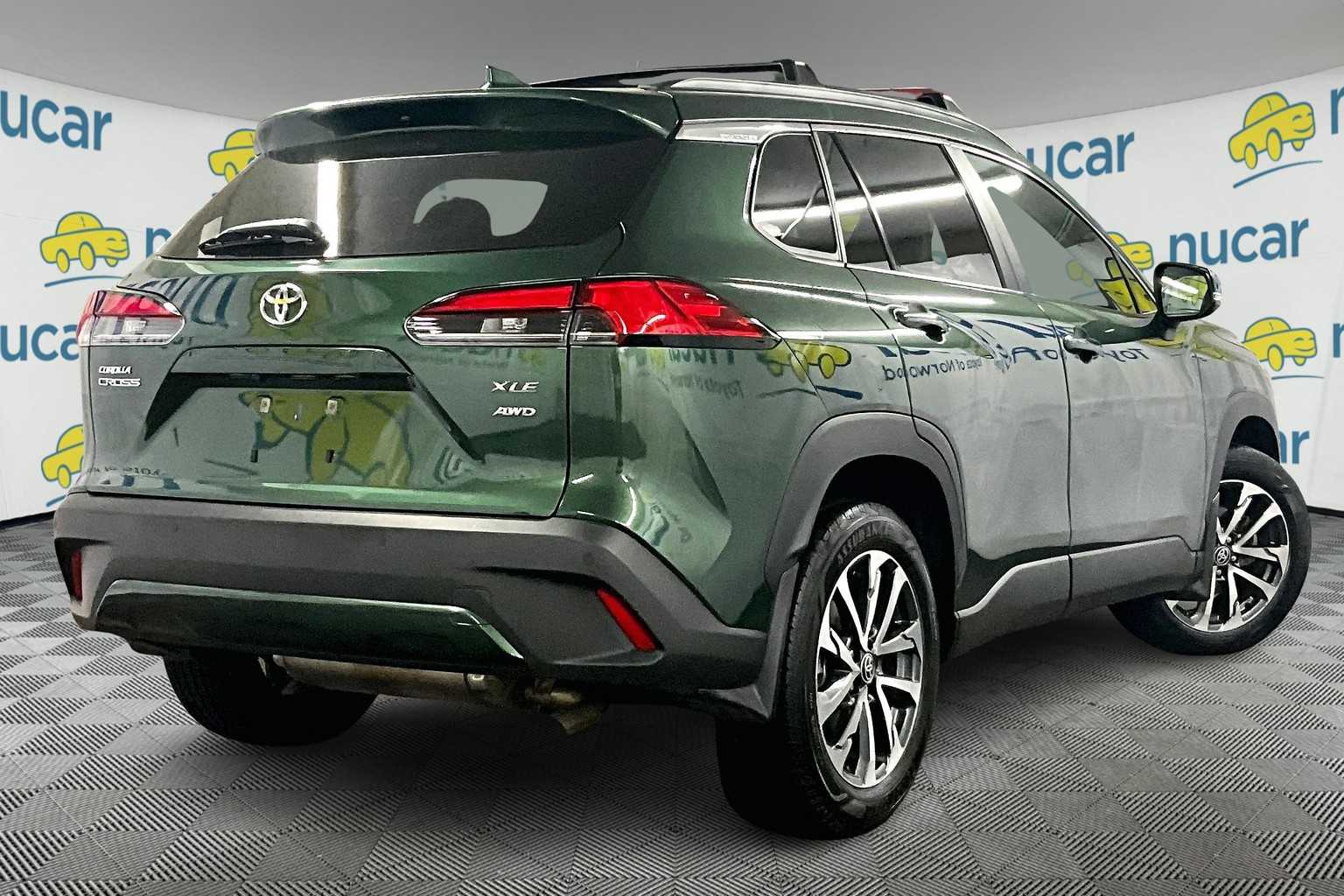 2023 Toyota Corolla Cross XLE - Photo 6