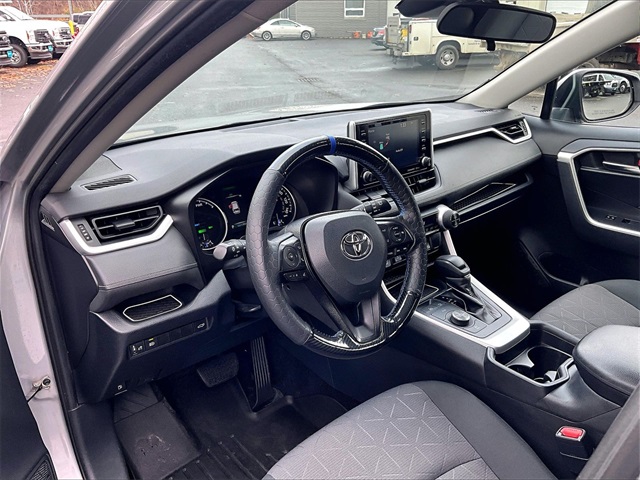 2019 Toyota RAV4 Hybrid XLE - Photo 14