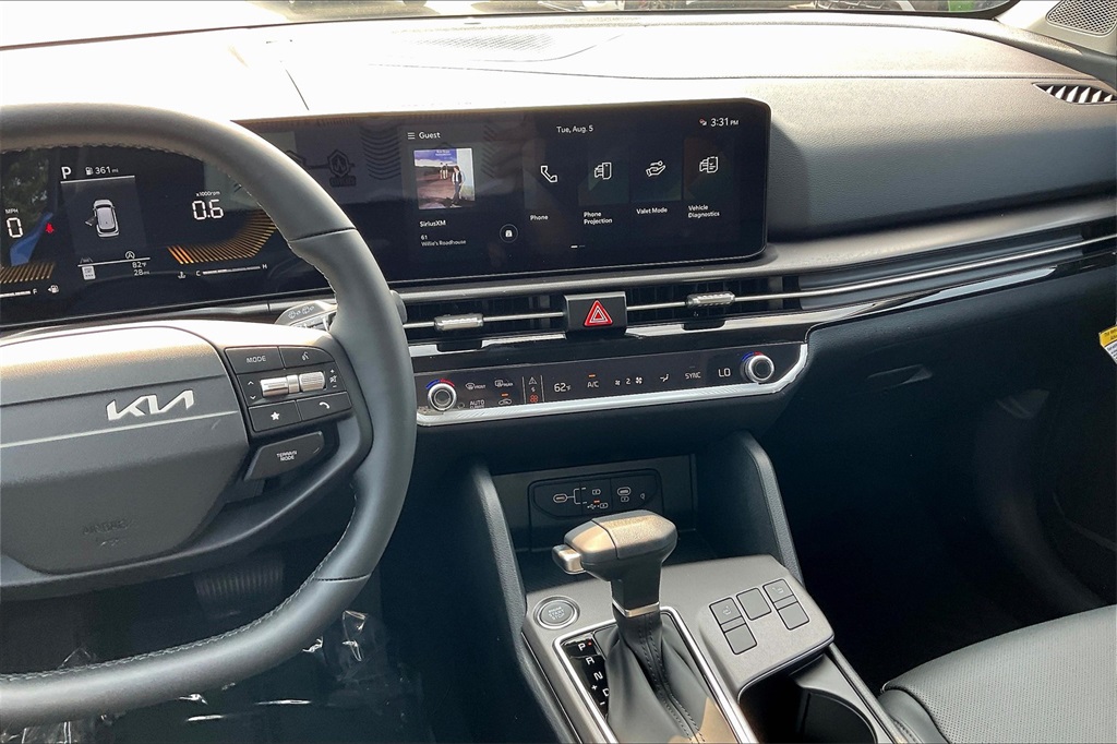 2026 Kia Sportage EX - Photo 13
