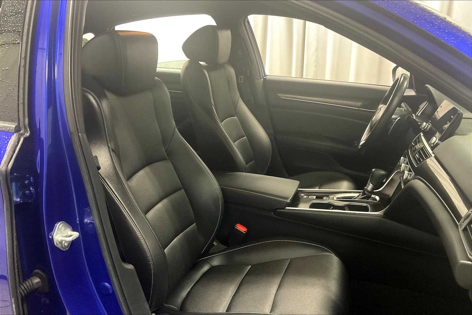 2022 Honda Accord Sport - Photo 11
