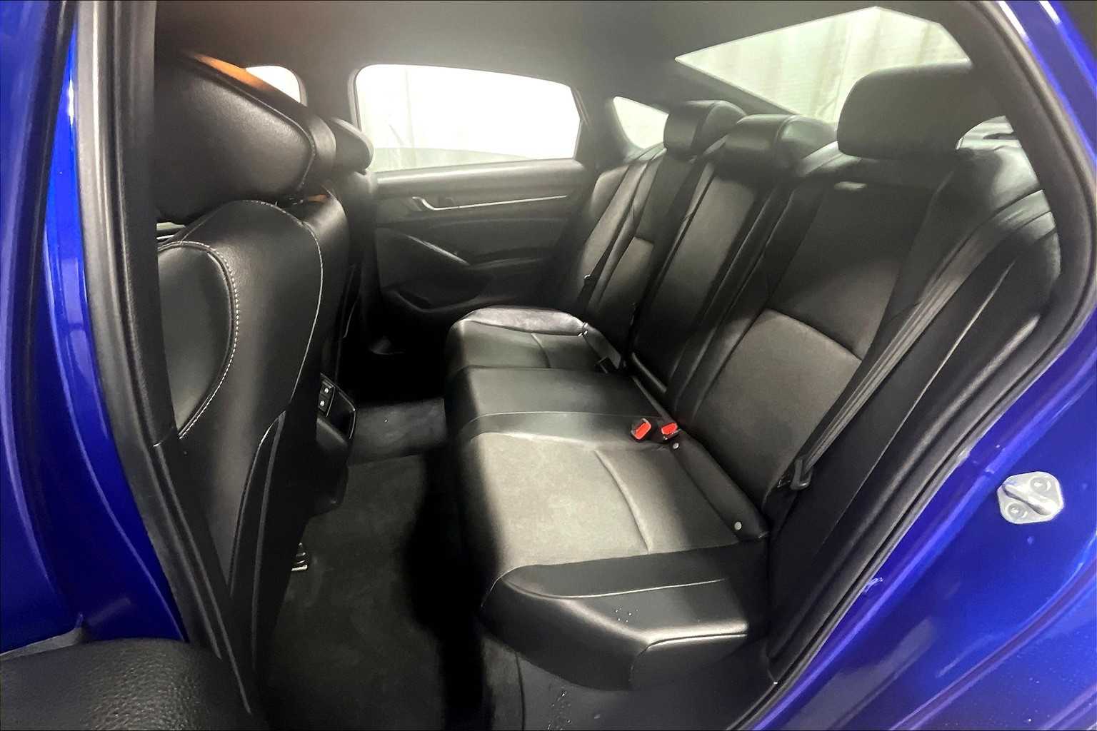2022 Honda Accord Sport - Photo 15