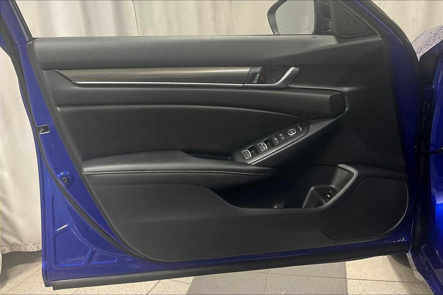 2022 Honda Accord Sport - Photo 9