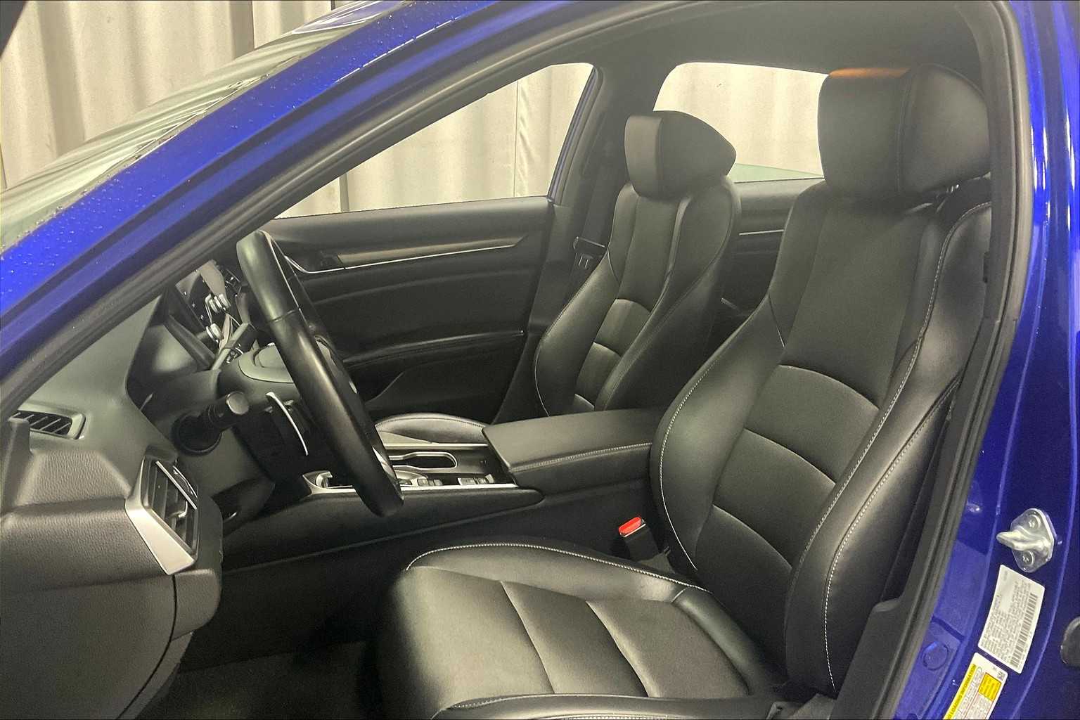 2022 Honda Accord Sport - Photo 10