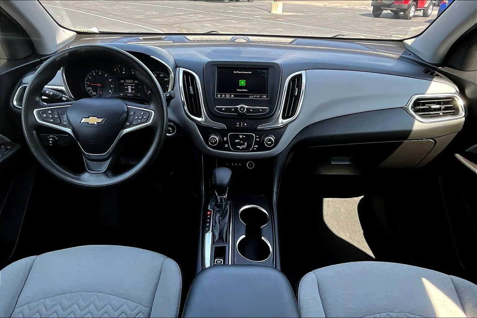 2022 Chevrolet Equinox LS - Photo 20