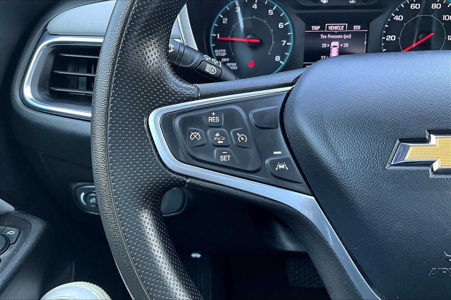 2022 Chevrolet Equinox LS - Photo 23