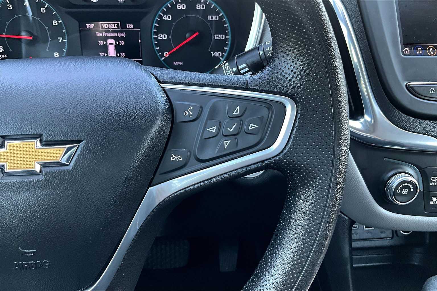 2022 Chevrolet Equinox LS - Photo 24
