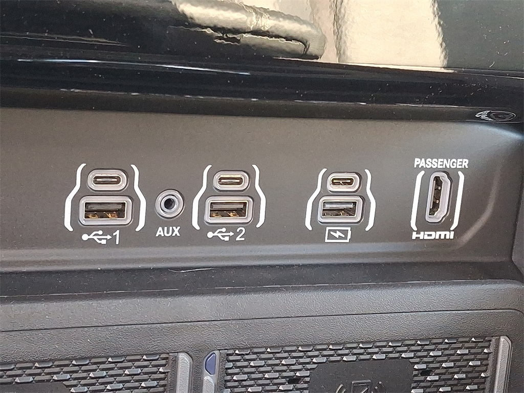 2026 Ram 1500 Laramie - Photo 17