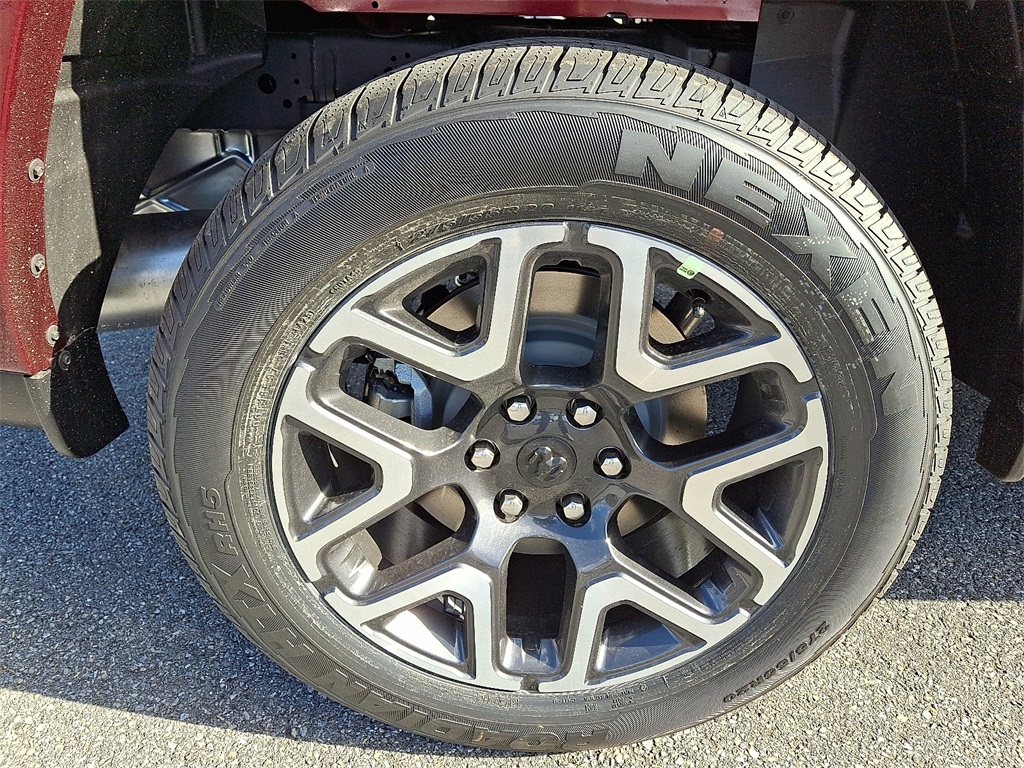 2026 Ram 1500 Laramie - Photo 5