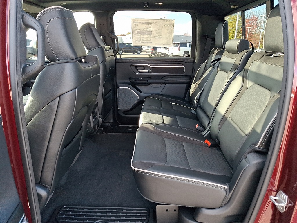 2026 Ram 1500 Laramie - Photo 6