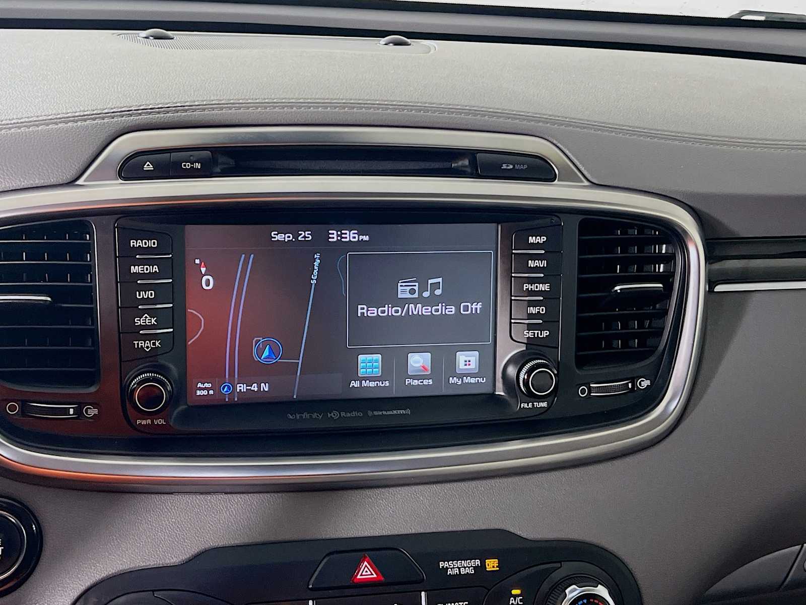 2018 Kia Sorento SX V6 - Photo 13