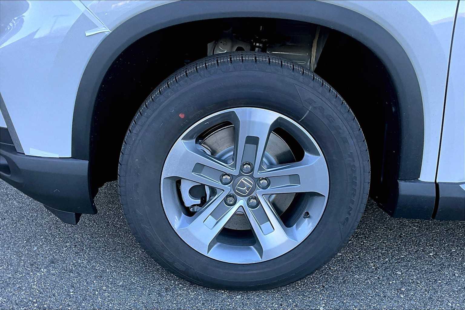 2025 Honda Pilot EX-L - Photo 8