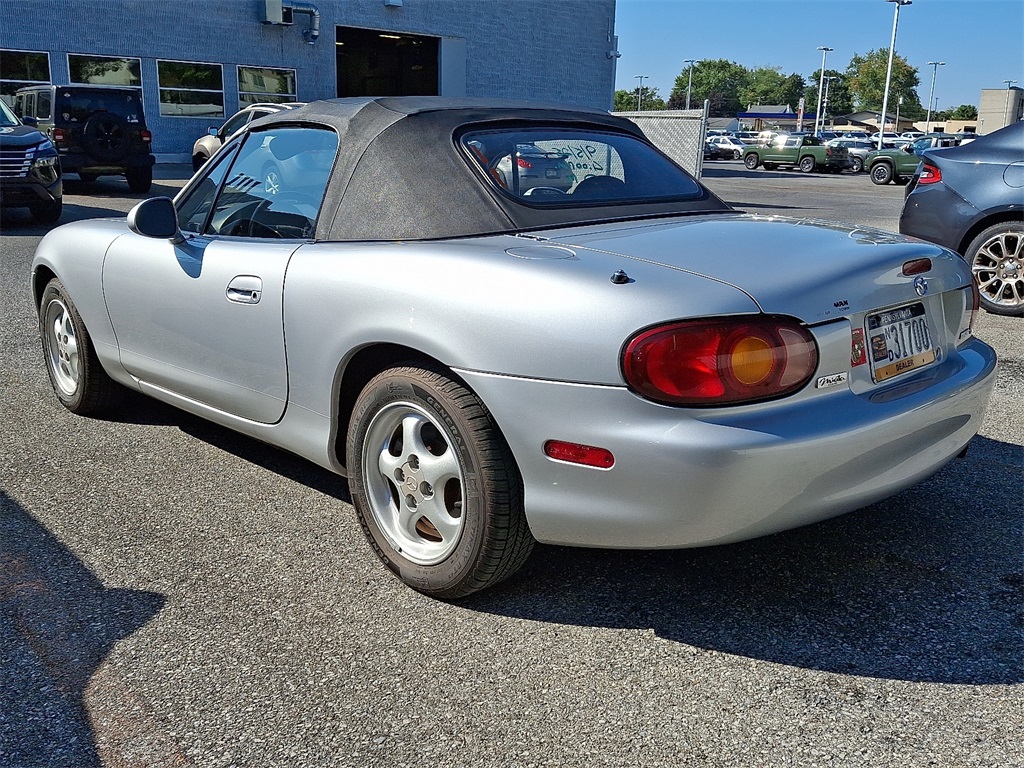 1999 Mazda Miata Base - Photo 4