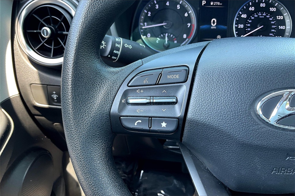 2023 Hyundai Kona SEL - Photo 21