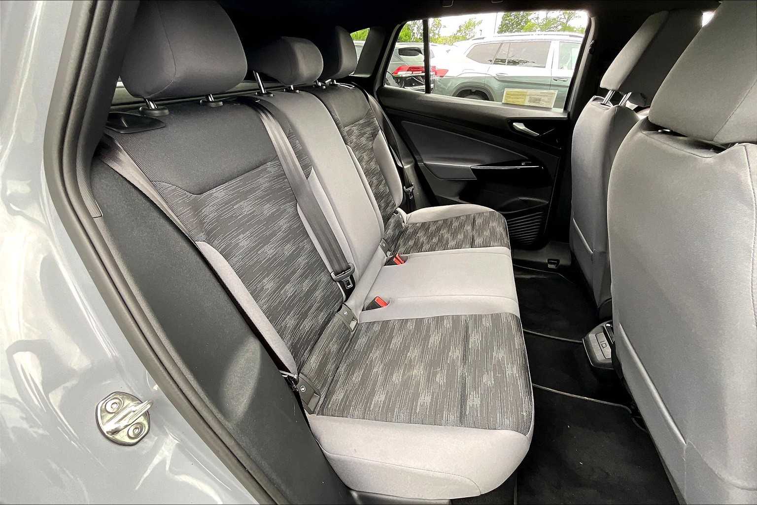 2022 Volkswagen ID.4 Pro - Photo 16