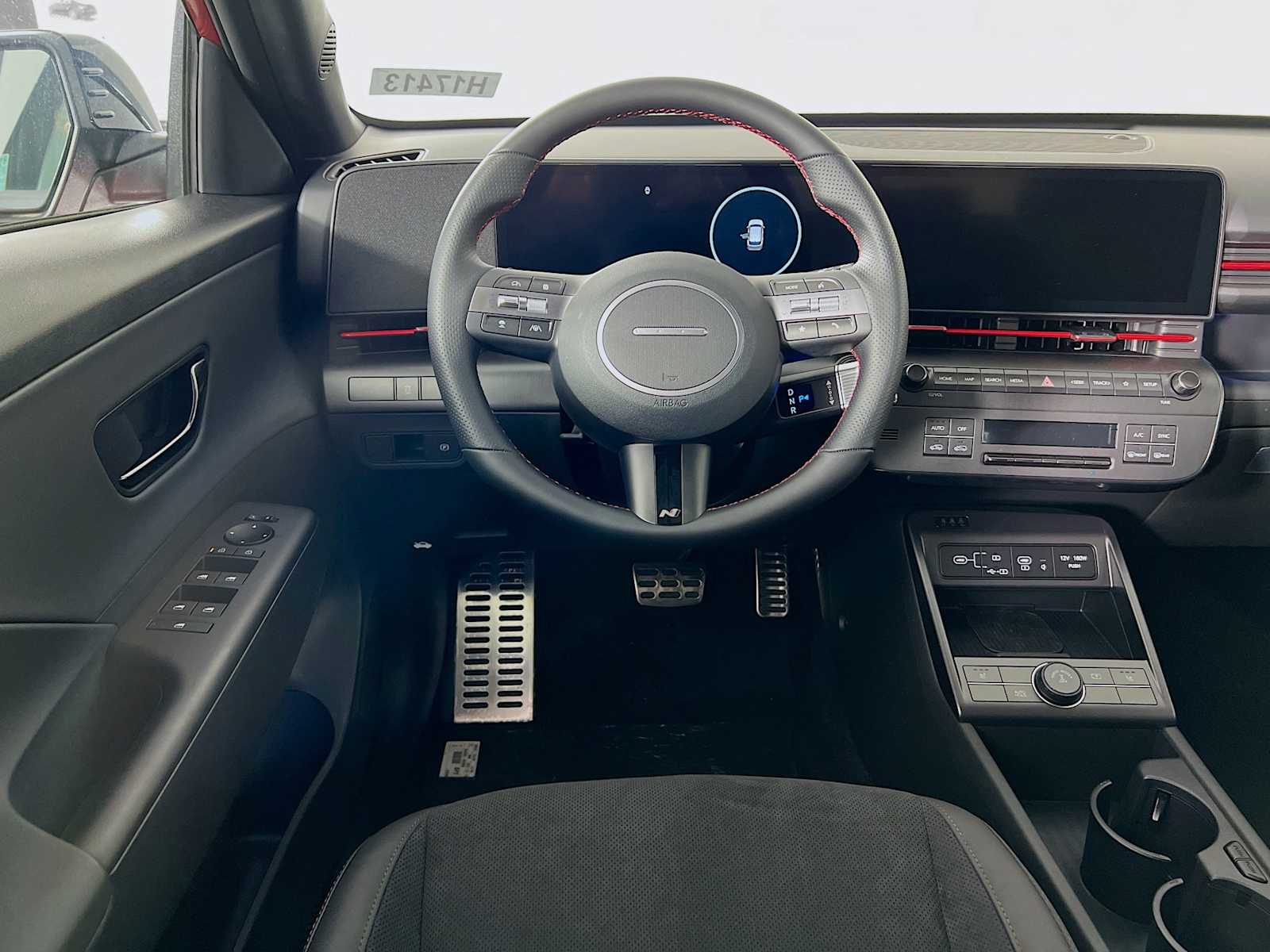 2025 Hyundai Kona N Line - Photo 16