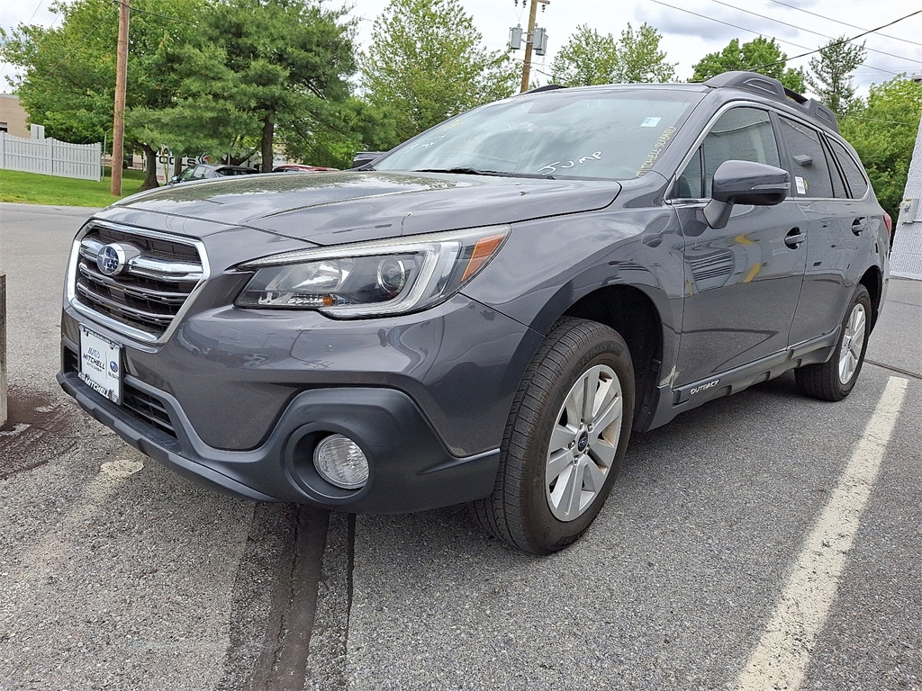 2019 Subaru Outback 2.5i Premium - Photo 2
