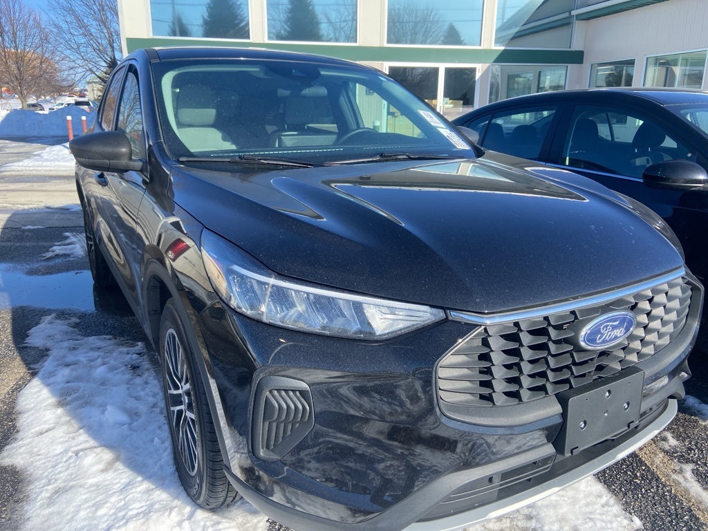 2023 Ford Escape Hybrid Active