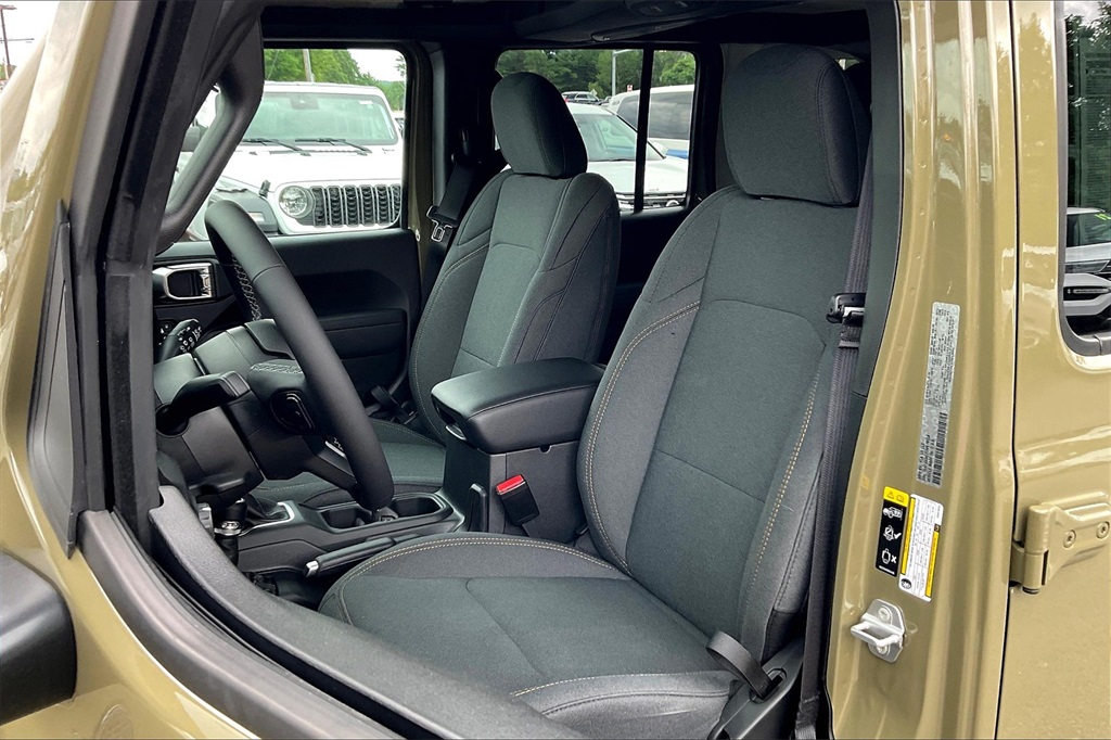 2025 Jeep Wrangler Sport S - Photo 11