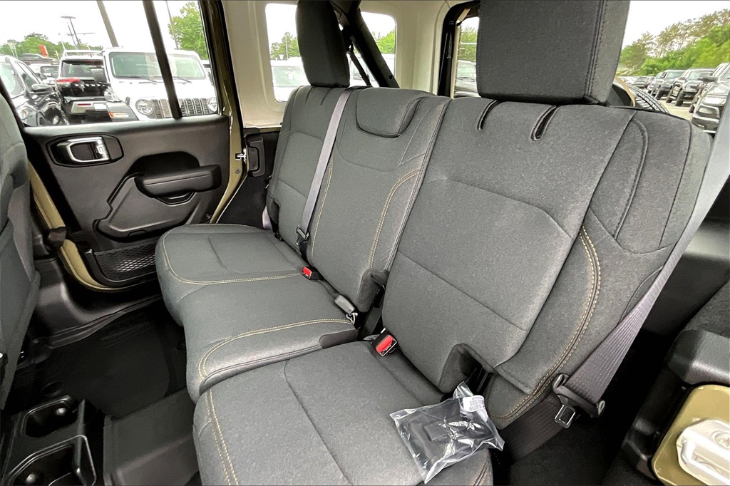 2025 Jeep Wrangler Sport S - Photo 15