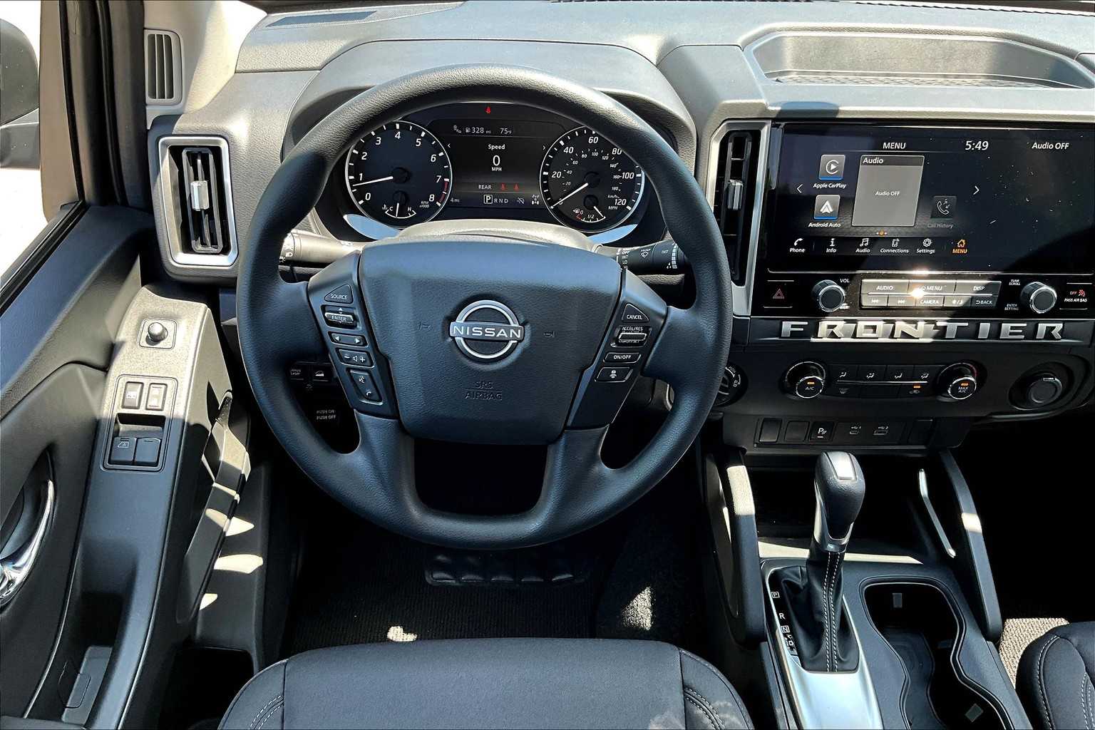 2025 Nissan Frontier SV - Photo 17