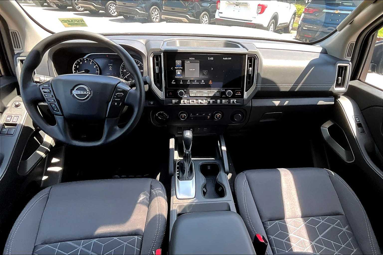 2025 Nissan Frontier SV - Photo 21