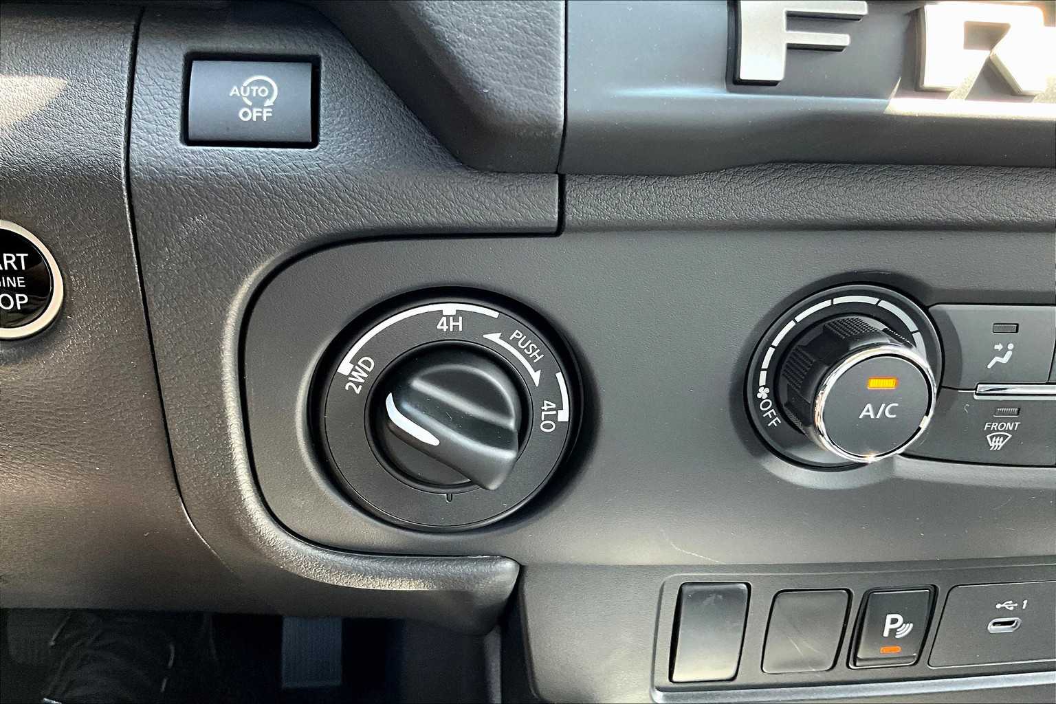 2025 Nissan Frontier SV - Photo 26