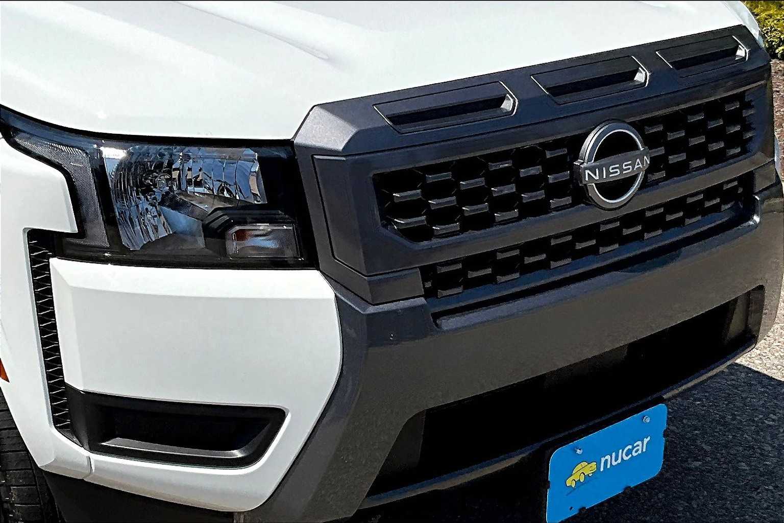 2025 Nissan Frontier SV - Photo 31