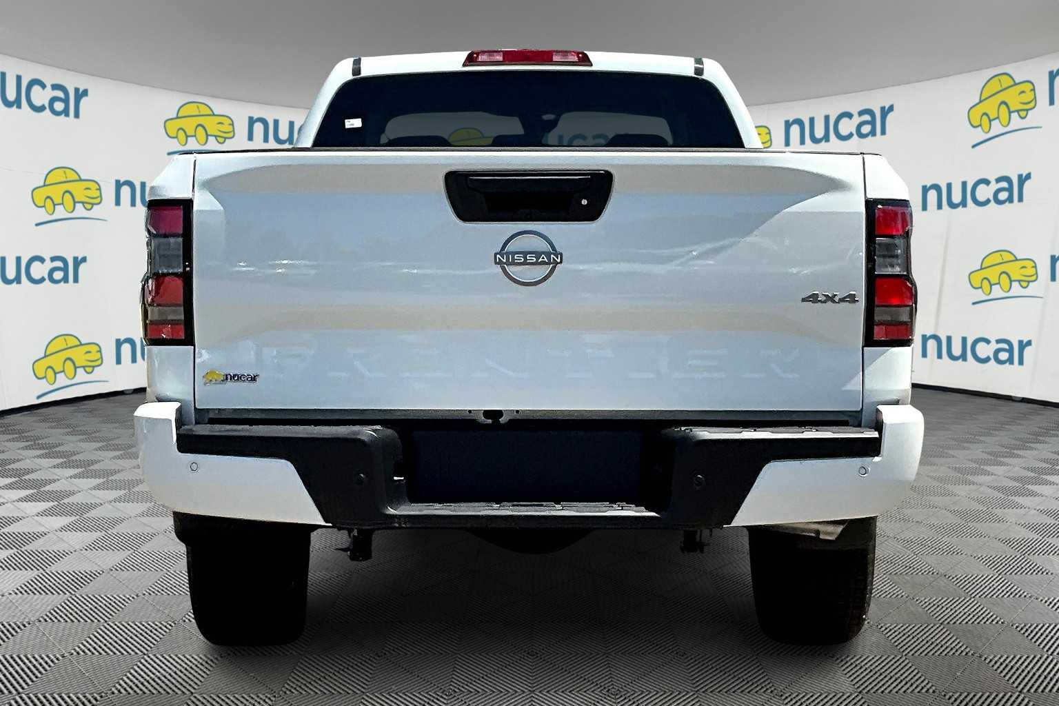 2025 Nissan Frontier SV - Photo 5