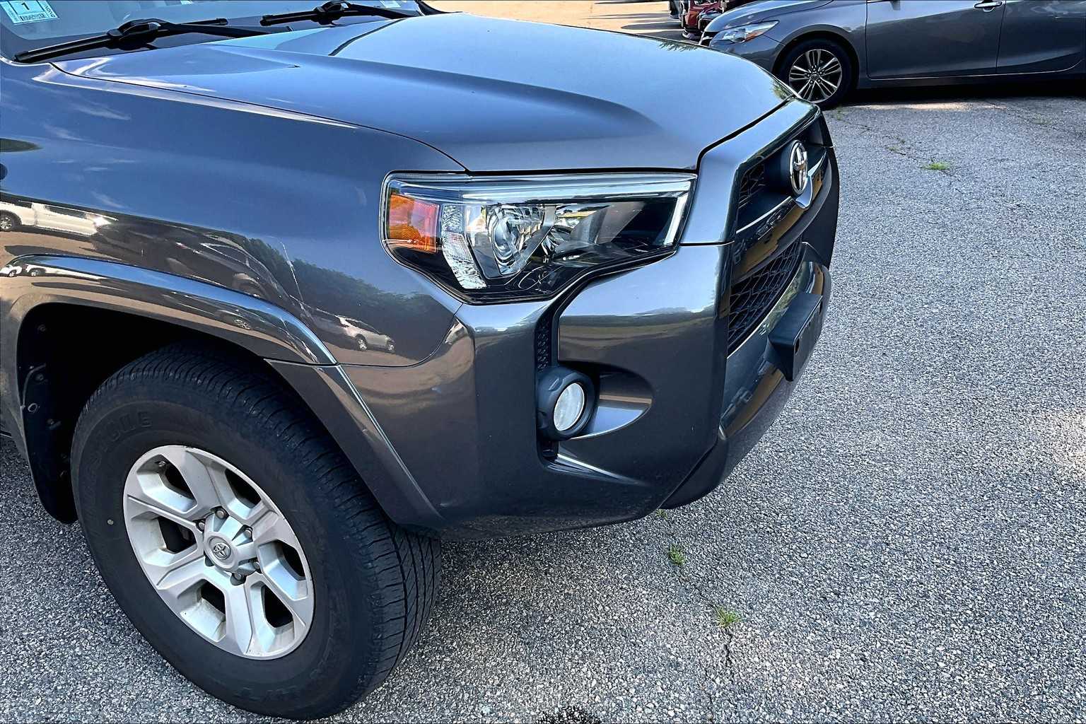2017 Toyota 4Runner SR5 Premium - Photo 5