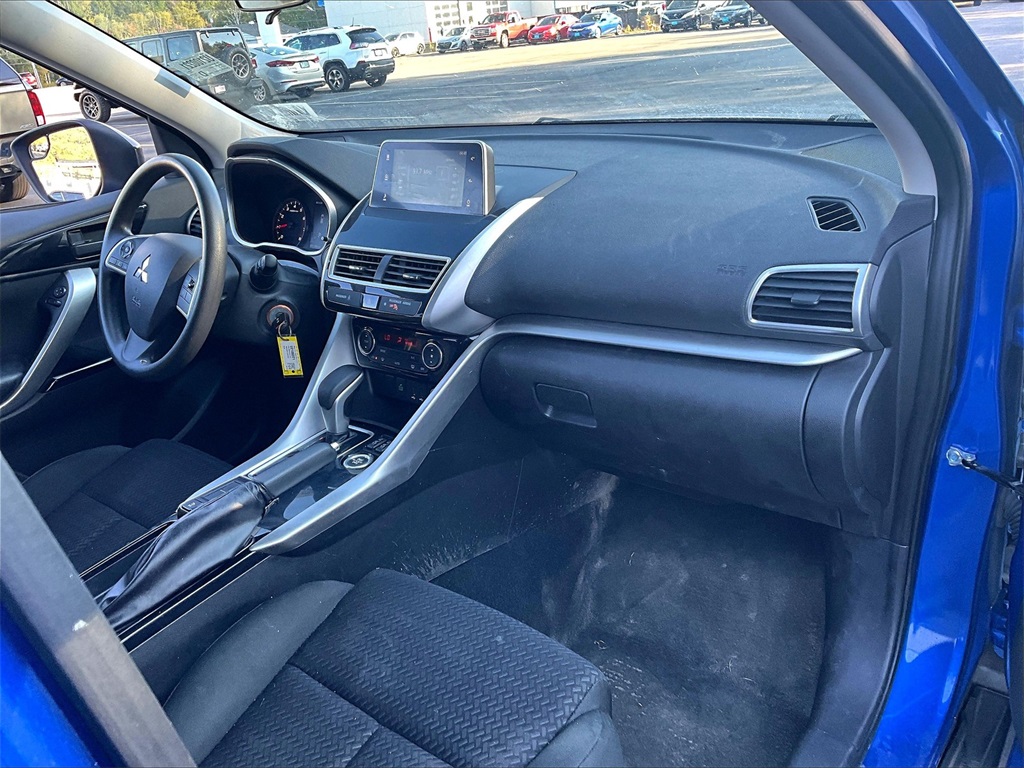 2020 Mitsubishi Eclipse Cross LE - Photo 14