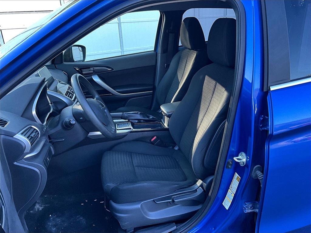 2020 Mitsubishi Eclipse Cross LE - Photo 10