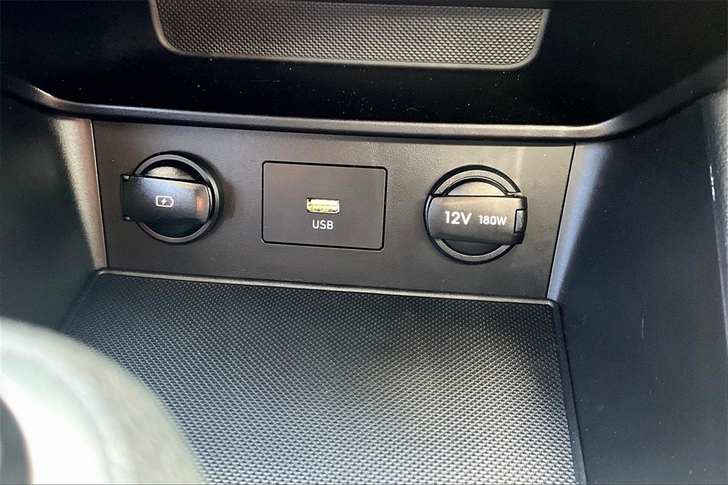 2023 Hyundai Kona SEL - Photo 27