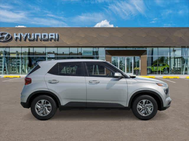 2025 Hyundai Venue SE - Photo 7