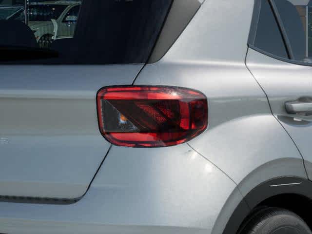 2025 Hyundai Venue SE - Photo 10