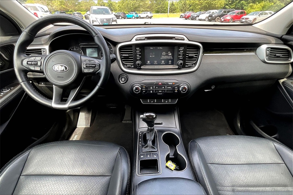 2017 Kia Sorento LX - Photo 21