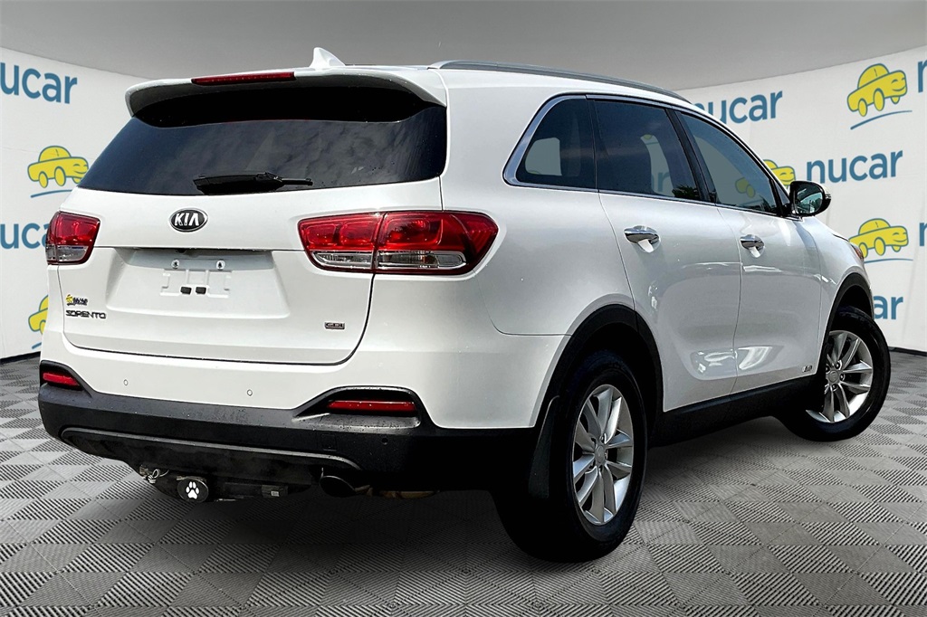 2017 Kia Sorento LX - Photo 6
