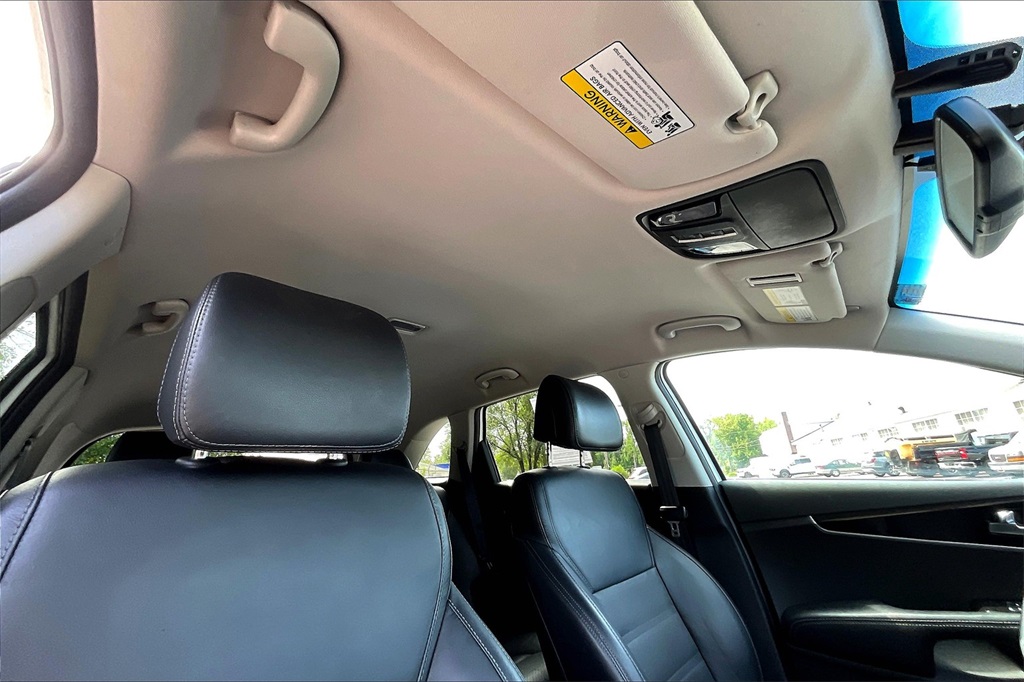 2017 Kia Sorento LX - Photo 7