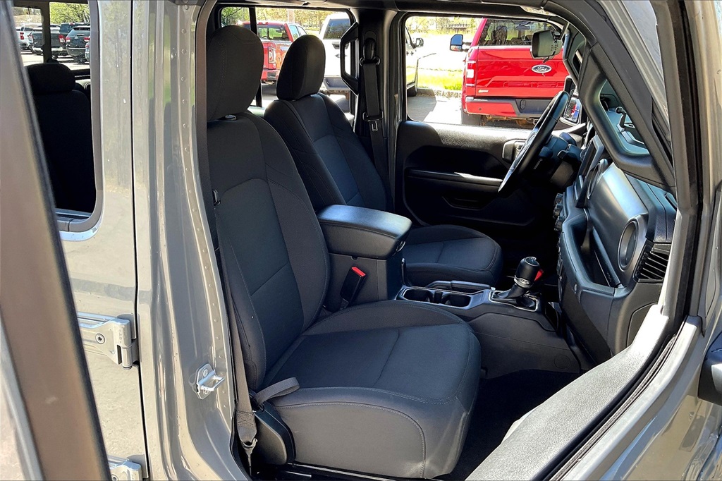 2021 Jeep Gladiator Sport - Photo 11