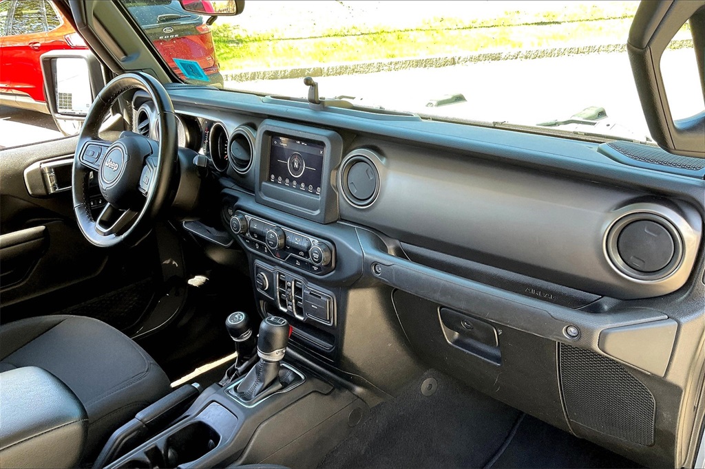 2021 Jeep Gladiator Sport - Photo 13