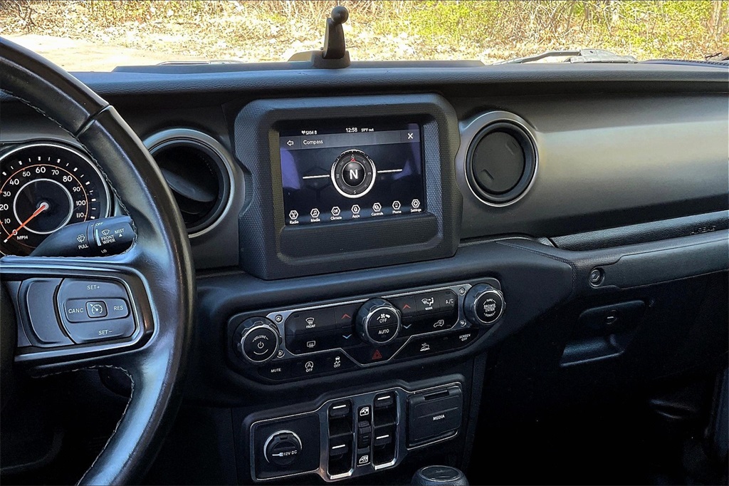 2021 Jeep Gladiator Sport - Photo 17