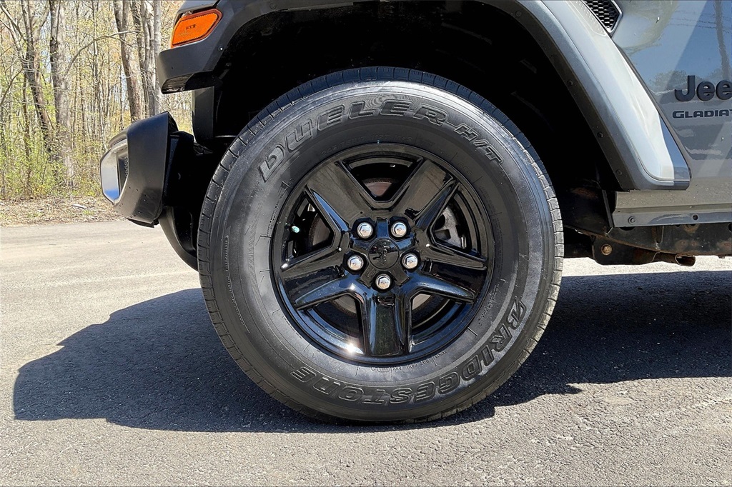 2021 Jeep Gladiator Sport - Photo 21