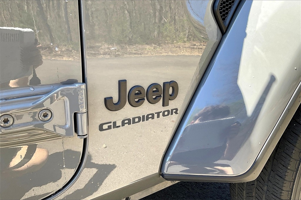 2021 Jeep Gladiator Sport - Photo 26