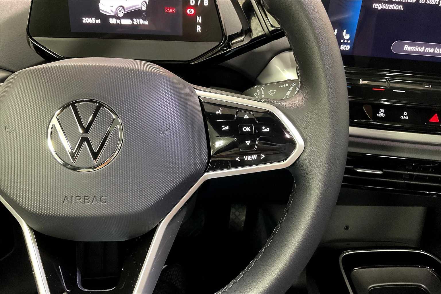 2023 Volkswagen ID.4 Pro S - Photo 25
