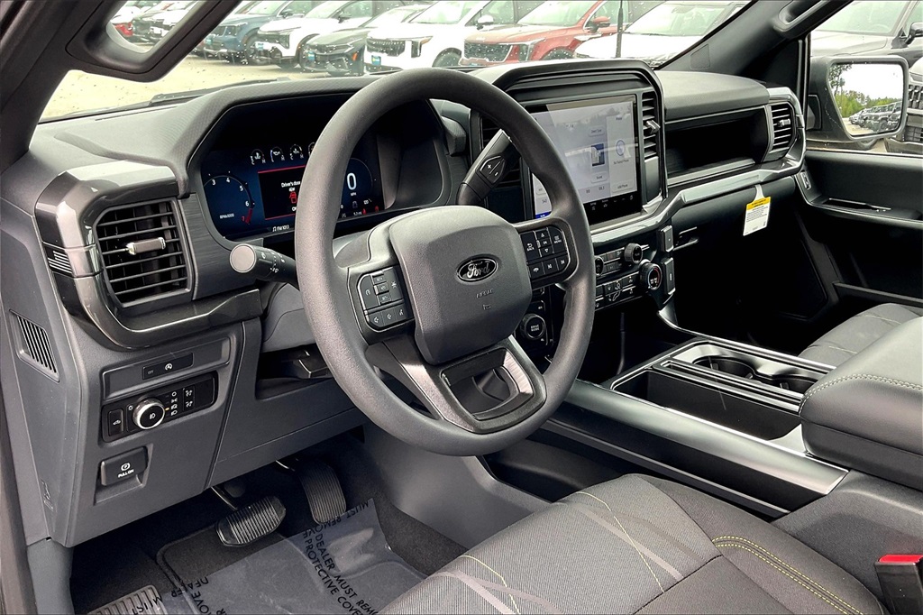 2025 Ford F-150 STX - Photo 9