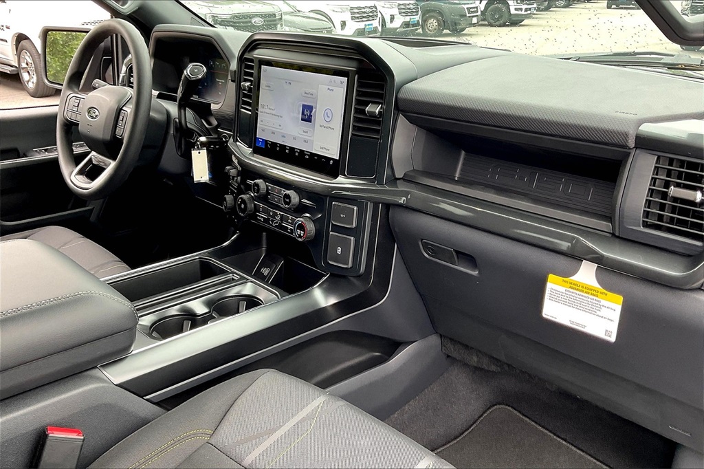 2025 Ford F-150 STX - Photo 10
