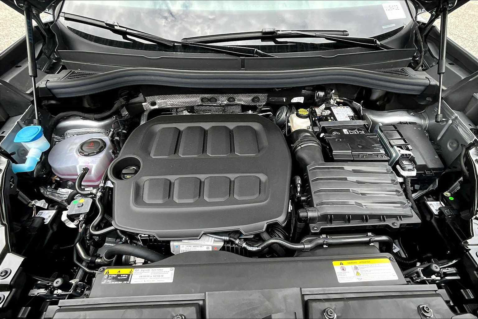2025 Volkswagen Tiguan S - Photo 16