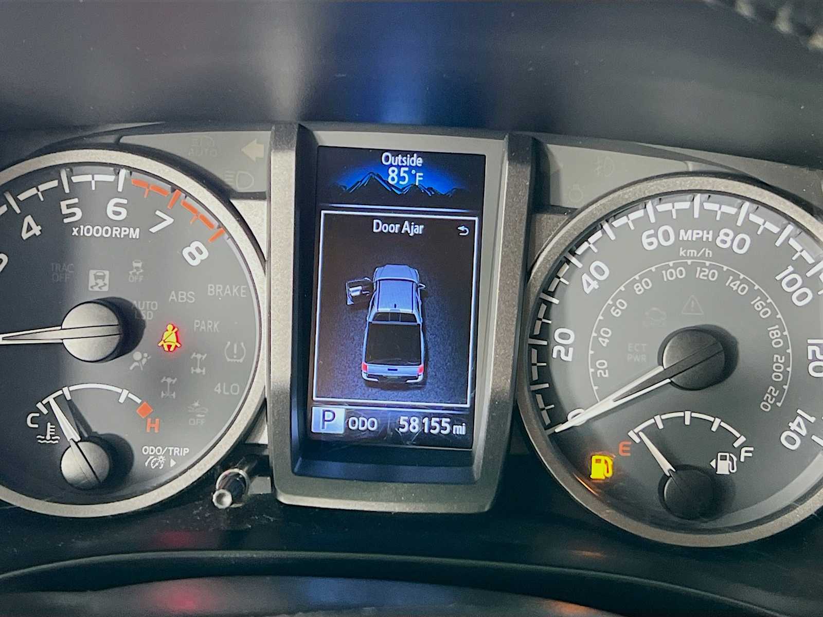2022 Toyota Tacoma TRD Pro - Photo 12